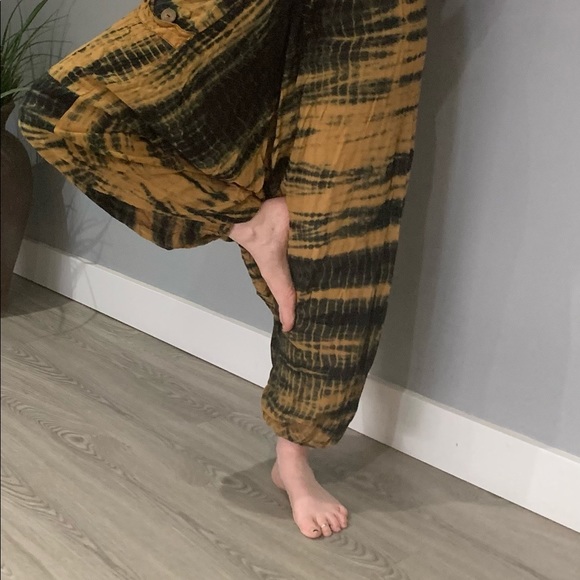 BNWT Tie Dye Baggy Meditation Boho Baggy Pants - Picture 2 of 4